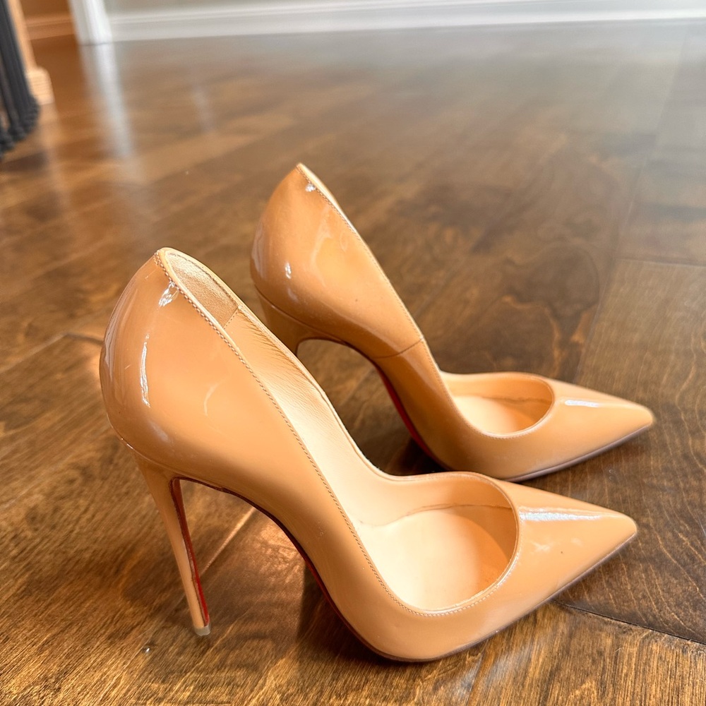 Christian Loubutin So Kate Patent Pointed-Toe Red Sole Pump